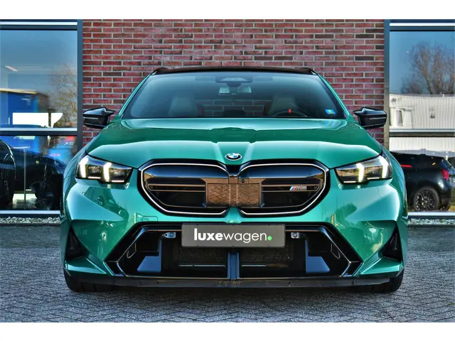 BMW M5 5-serie Touring 2024 Hybride Benzine 7