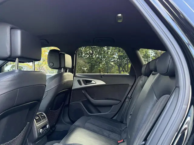 Audi A6 Avant 4.0 TFSI S6 2014 Benzine 15