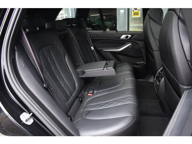 BMW X5 xDrive45e M-Sport 2021 Hybride Benzine 26