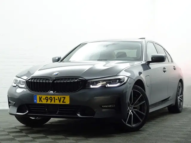BMW 3 Serie 330e M Sport Aut- 2020 Hybride Benzine 29