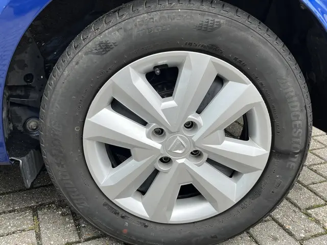 Dacia Sandero 1.0 TCe 90 Comfort 2023 Benzine 22