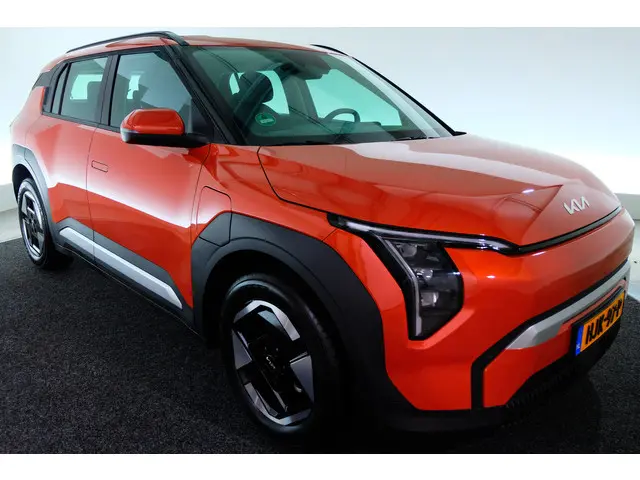 Kia EV3 Air 58.3 kWh 2025 Elektrisch 28