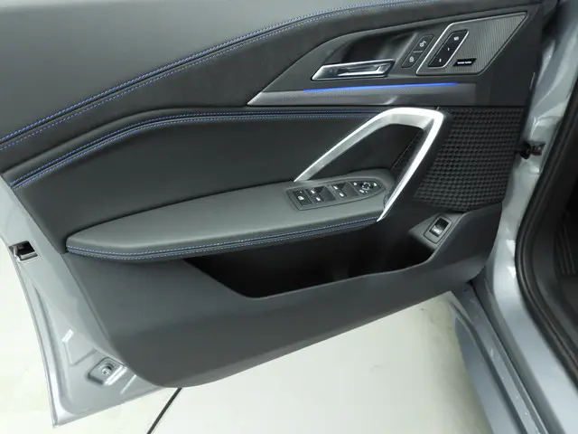 BMW X2 sDrive 20i 2026 Benzine 21