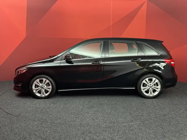 Mercedes-Benz B-Klasse 180 Ambition 2017 Benzine 17