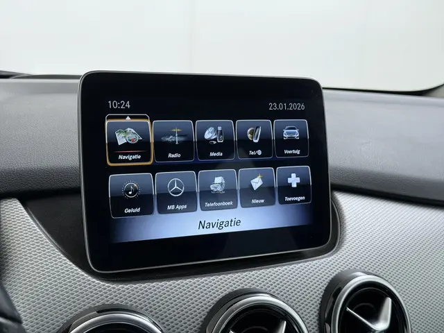 Mercedes-Benz B-Klasse 180 Urban 2019 Benzine 25