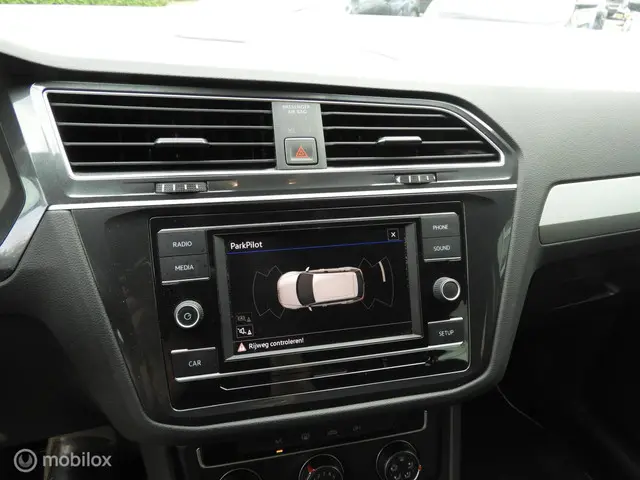 Volkswagen Tiguan 1.4 TSI Comfortline 2017 Benzine 18