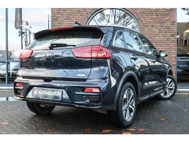 Kia e-Niro DynamicLine 64 kWh 2020 Elektrisch 2