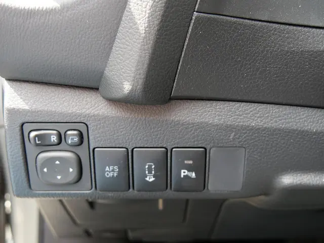 Toyota Auris 1.8 Hybrid Lease Pro 2013 Hybride Benzine 9