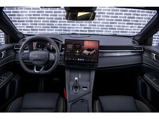 Lynk & Co 01 1.5 More 2025 Hybride Benzine 6
