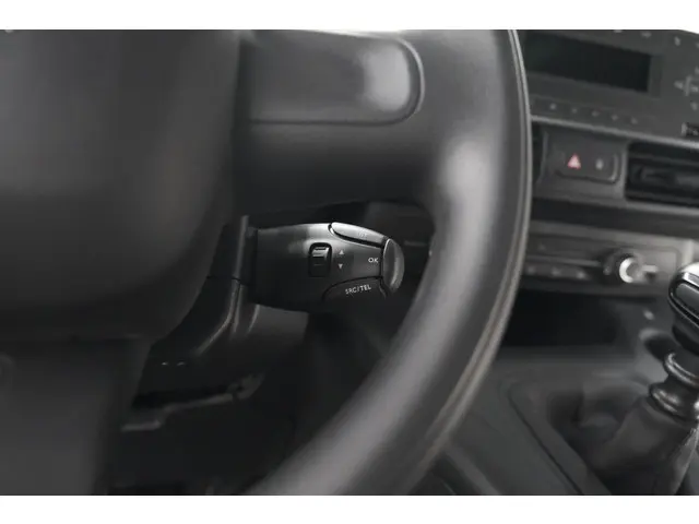 Citroën Berlingo 1.5 BlueHDI Control 2022 Diesel 4