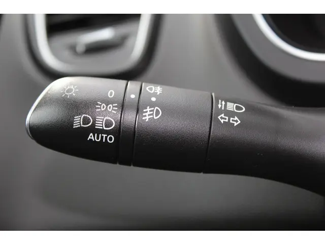 Renault Scénic 1.3 TCe Limited 140 EDC 2019 Benzine 37