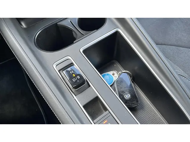 Škoda Enyaq iV 85 Sportline 2025 Elektrisch 18