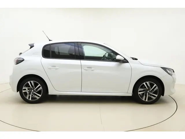 Peugeot 208 1.2 PureTech Allure 2021 Benzine 9