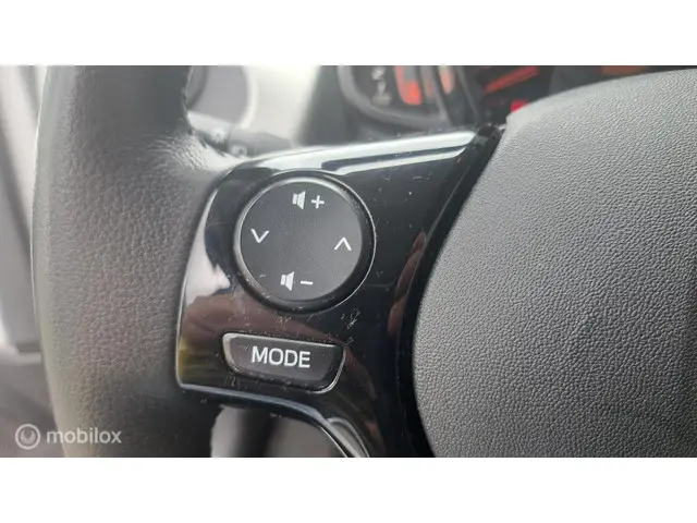 Citroën C1 1.0 e-VTi Airscape Shine 2017 Benzine 24