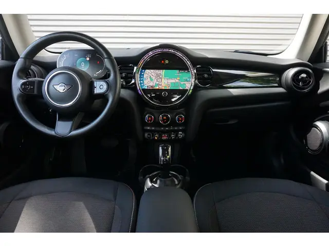 MINI 3-Deurs Cooper C 2022 Benzine 9