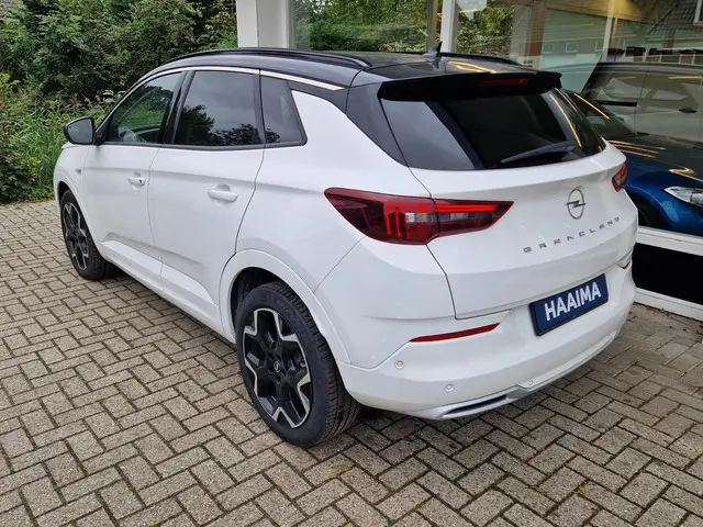 Opel Grandland 1.2 Turbo Ultimate 2024 Benzine 21