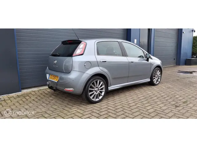 Fiat Punto Evo 0.9 TwinAir , Sport 2013 Benzine 6