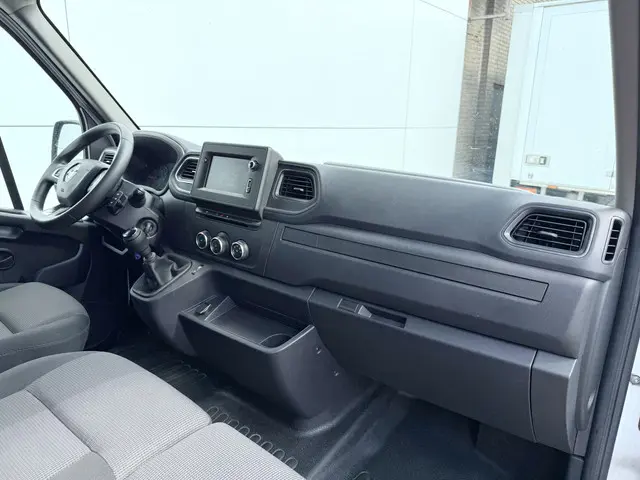 Renault Master T33 2.3 DCI 135PK 2023 Diesel 9