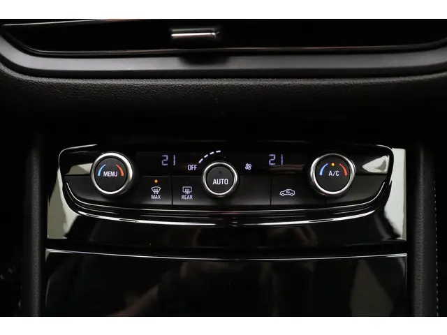 Opel Grandland 1.2 Turbo Level 3 2024 Benzine 25