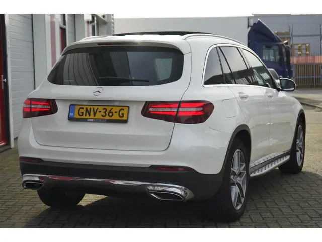 Mercedes-Benz GLC 220 d 4MATIC | AMG LINE | PANO 2017 Diesel 2