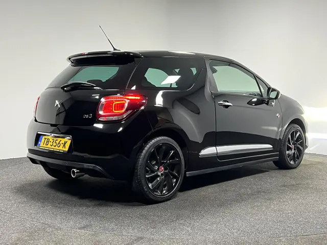 DS DS 3 1.2 PureTech Performance Line 2018 Benzine 29