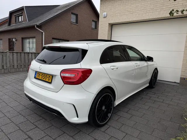 Mercedes-Benz A-Klasse 180 AMG 2014 Benzine 7