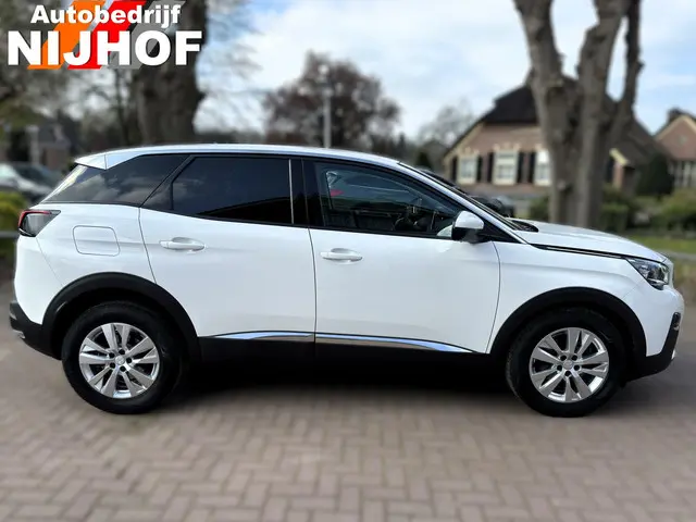 Peugeot 3008 1.2 PureTech Allure 2019 Benzine 3