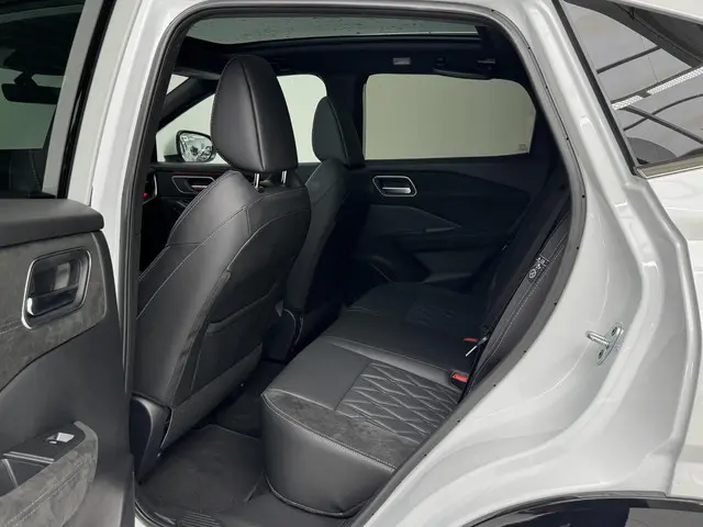 Nissan QASHQAI 1.3 MHEV Xtronic Tekna Plus 2025 Benzine 28