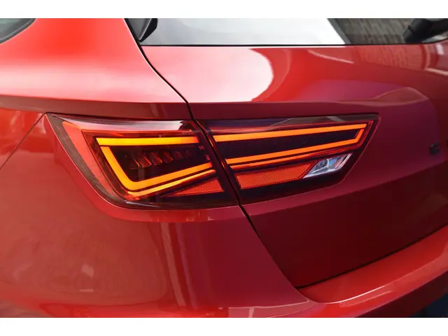 SEAT Leon ST 2.0 TSI 4DRIVE CUPRA 2019 Benzine 16
