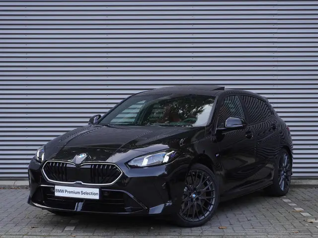 BMW 1 Serie 5-deurs 120 2025 Benzine 37