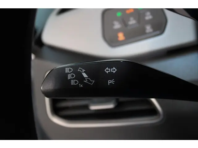 Volkswagen ID.3 Pro 58 kWh | LEDER | UNIEK! | 2020 Elektrisch 31