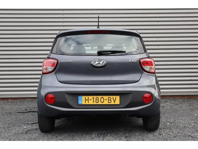 Hyundai i10 1.0i Comfort 2020 Benzine 8