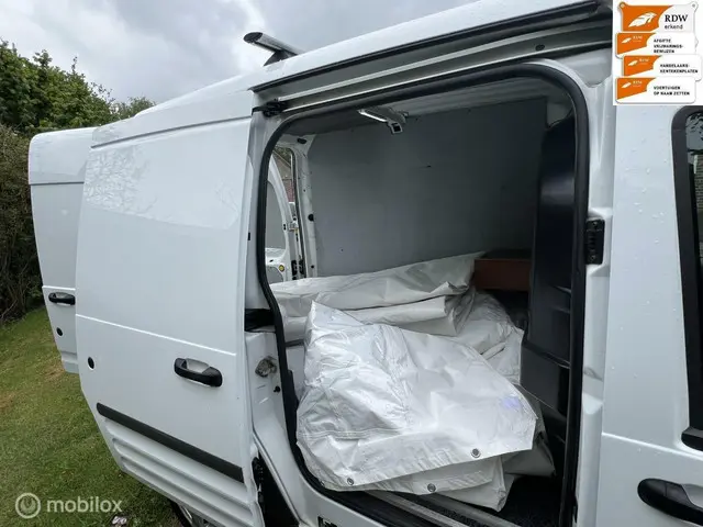 Ford Transit Connect T230L 1.8 TDCi Trend 2013 Diesel 10