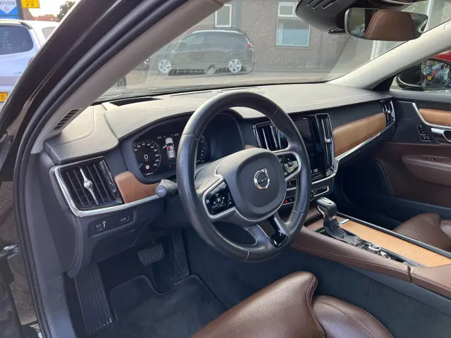 Volvo V90 2.0 T4 Business Luxury+ 2020 Benzine 5