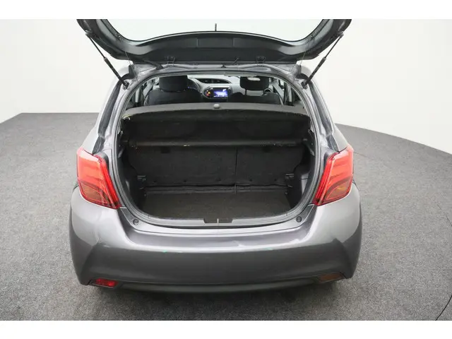 Toyota Yaris 1.5 Hybrid Aspiration 2015 Hybride Benzine 26