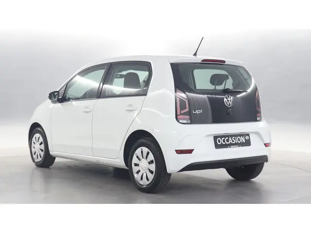 Volkswagen up! 1.0 65pk 2023 Benzine 4