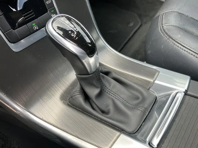 Volvo XC60 2.0 D4 FWD Ocean Race 2015 Diesel 34