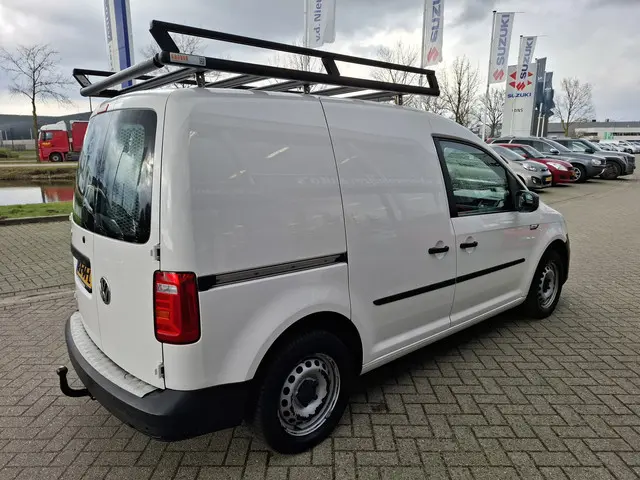 Volkswagen Caddy 2.0 TDI L1H1 BMT Comfortline 2020 Diesel 6