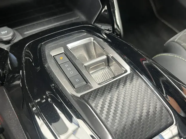 Peugeot e-2008 EV GT Pack 50 kWh 2022 Elektrisch 20