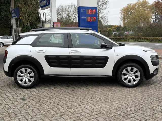 Citroën C4 Cactus 1.2 VTi Business 2014 Benzine 8