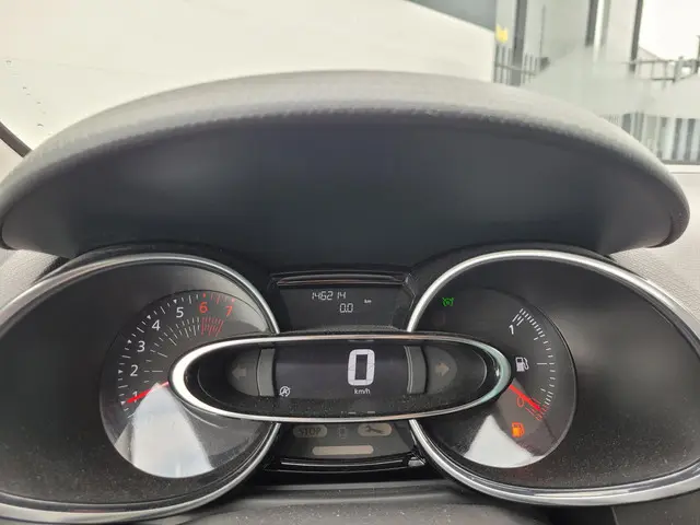 Renault Clio 0.9 TCe Limited 2018 Benzine 14