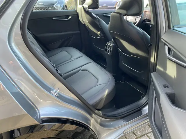 Kia Niro 1.6 GDi Hybrid DynamicLine 2023 Hybride Benzine 7