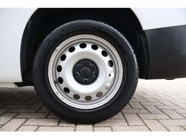 Opel Combo 1.5D L2H1 Edition 2021 Diesel 16