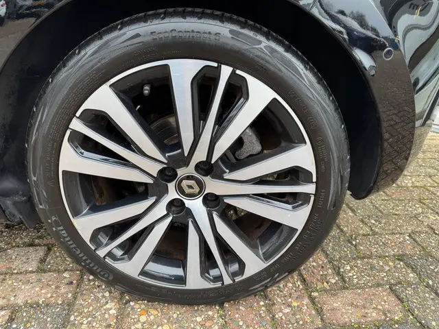 Renault Clio TCe 100 Initiale Paris 2020 Benzine 7