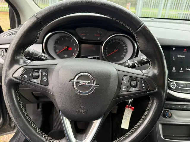 Opel Astra SPORTS TOURER 1.4 Turbo S/S 2019 Benzine 13