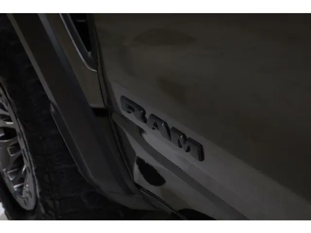 Dodge Ram 1500 4X4 6.2 V8 4x4 Crew Cab TRX 2022 Benzine 45