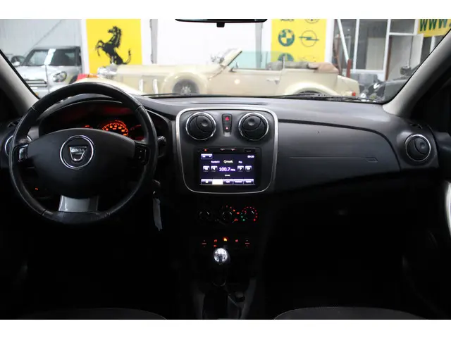 Dacia Logan MCV 0.9 TCe Prestige 2014 Benzine 8