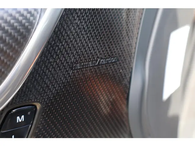 Volvo S90 2.0 B4 R-Design 2022 Benzine 21