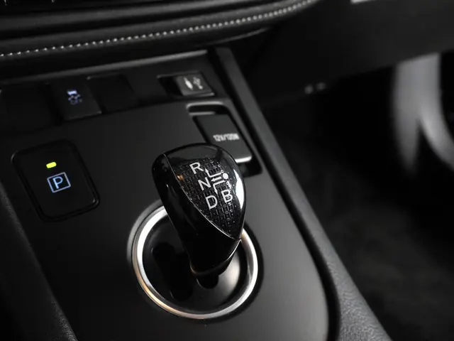Toyota Auris 1.8 Hybrid Dynamic 2017 Hybride Benzine 23