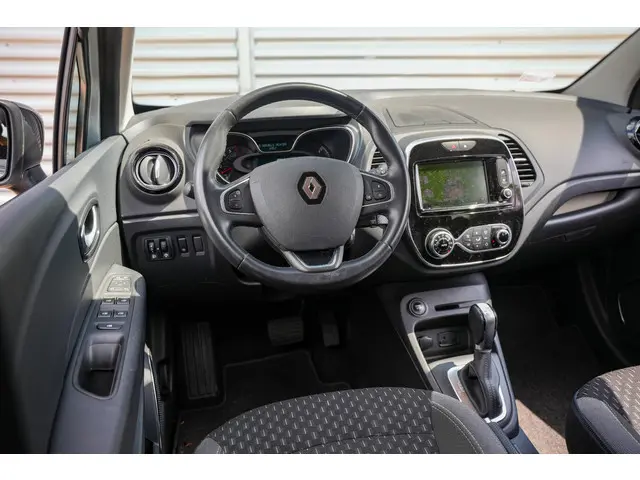 Renault Captur 1.3 TCe Intens 2019 Benzine 4